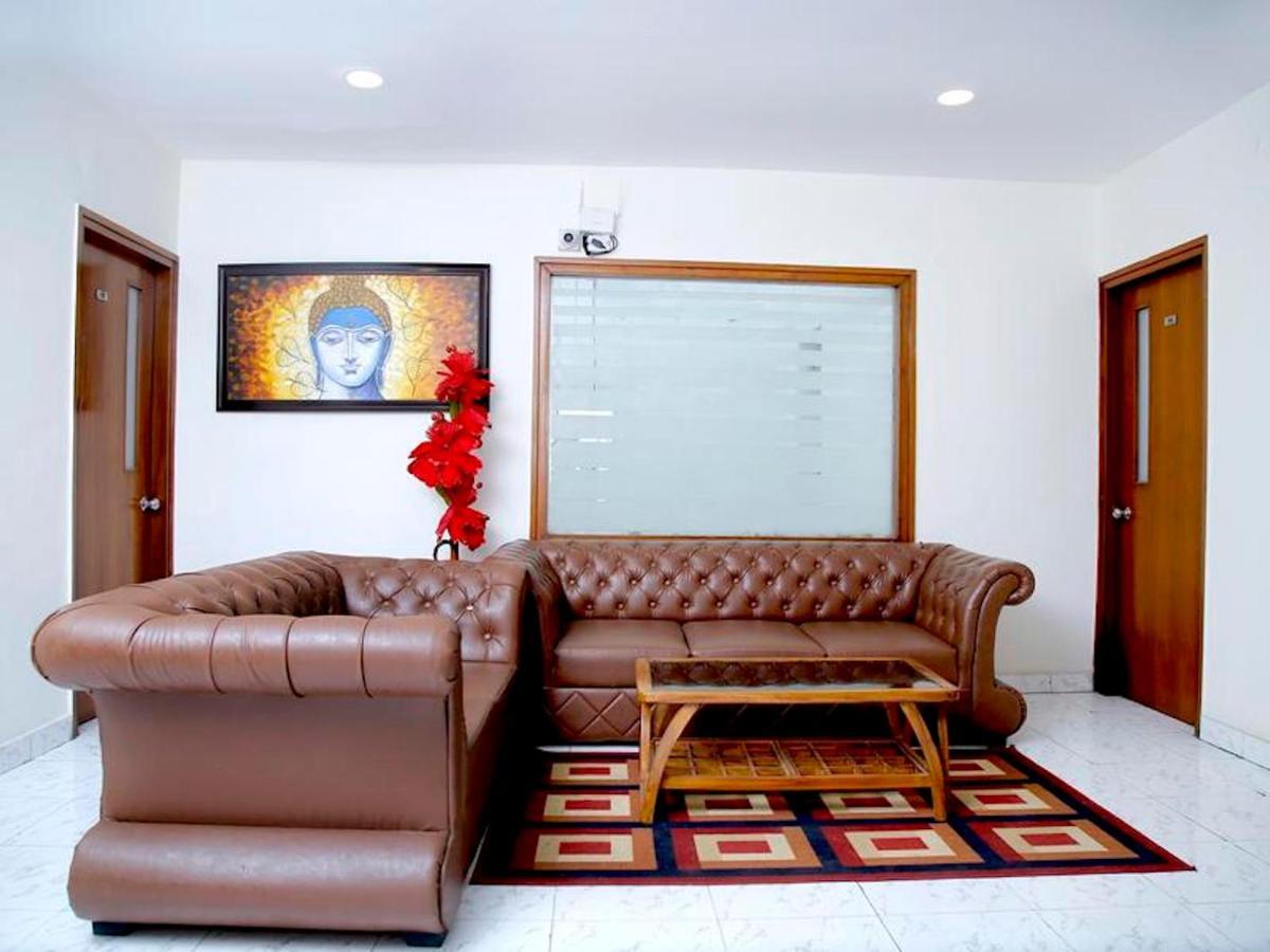 Maplewood Guest House, Neeti Bagh, New Delhiit Is A Boutiqu Guest House - Room 3 Экстерьер фото