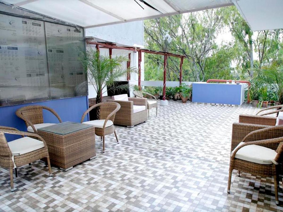Maplewood Guest House, Neeti Bagh, New Delhiit Is A Boutiqu Guest House - Room 3 Экстерьер фото