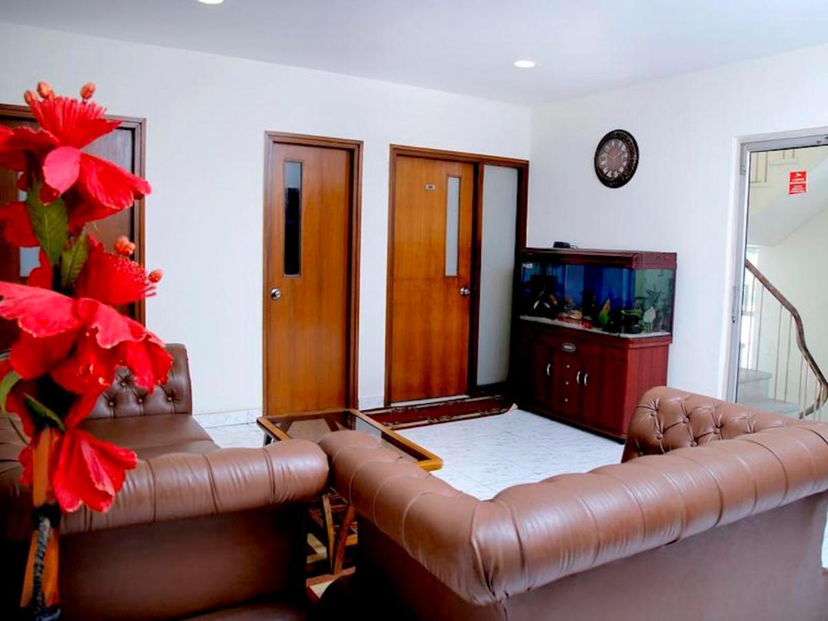 Maplewood Guest House, Neeti Bagh, New Delhiit Is A Boutiqu Guest House - Room 3 Экстерьер фото